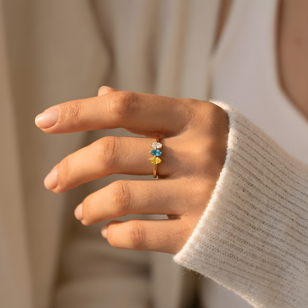 Anillo Mamá con Piedras de Nacimiento