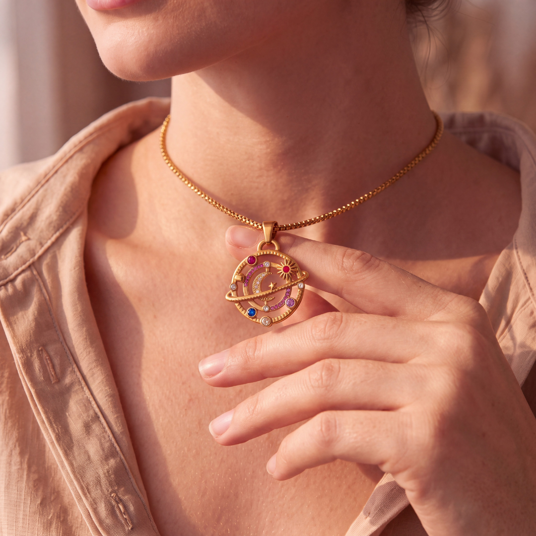 Collar El Universo a Tu Favor