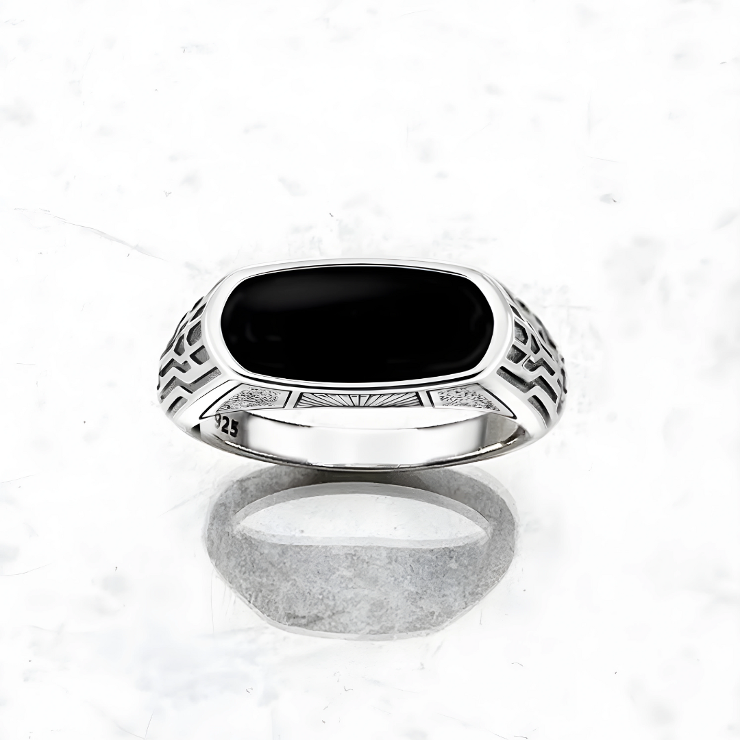 Anillo Escudo de Onyx