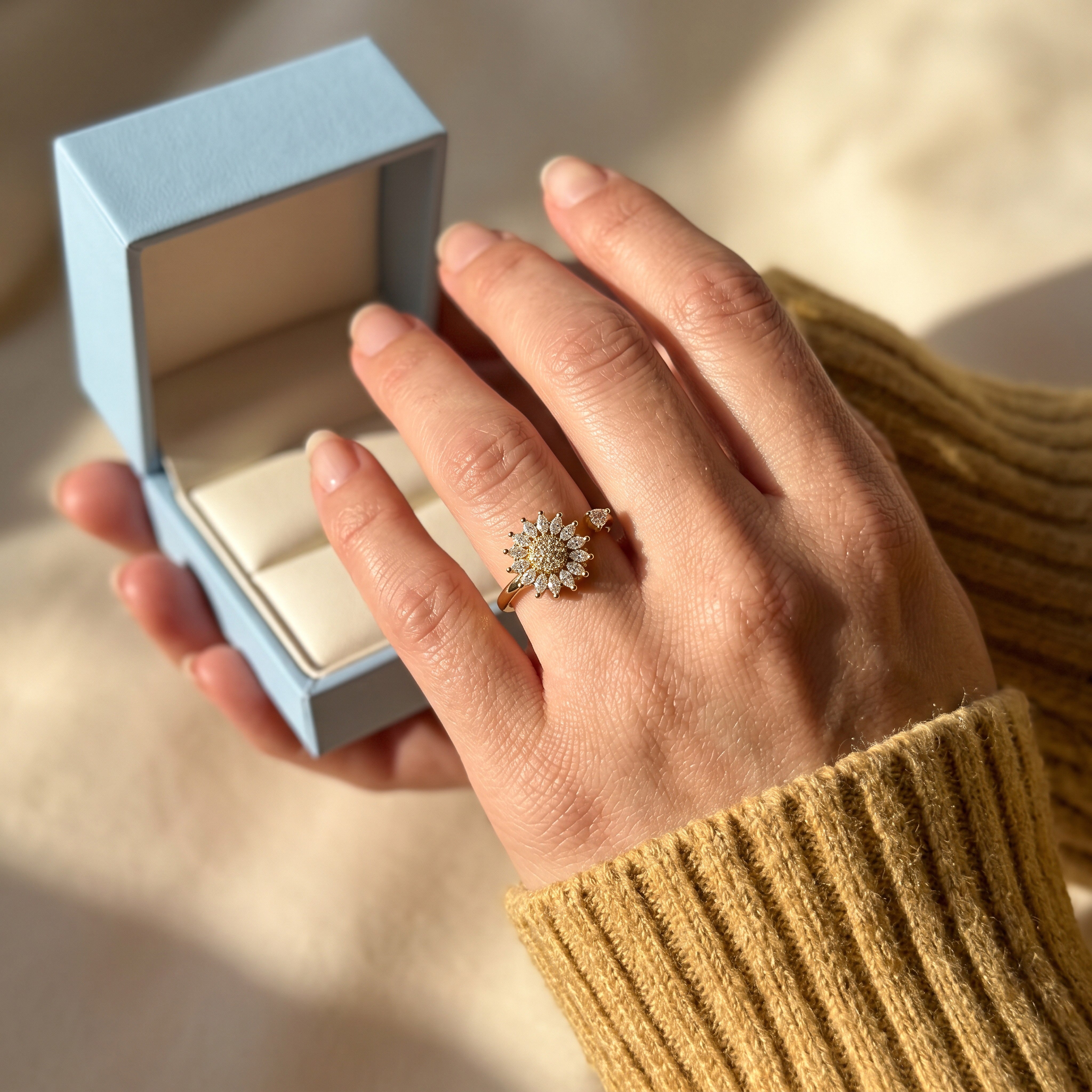 Anillo Girasol Brillante - Amor y Amistad