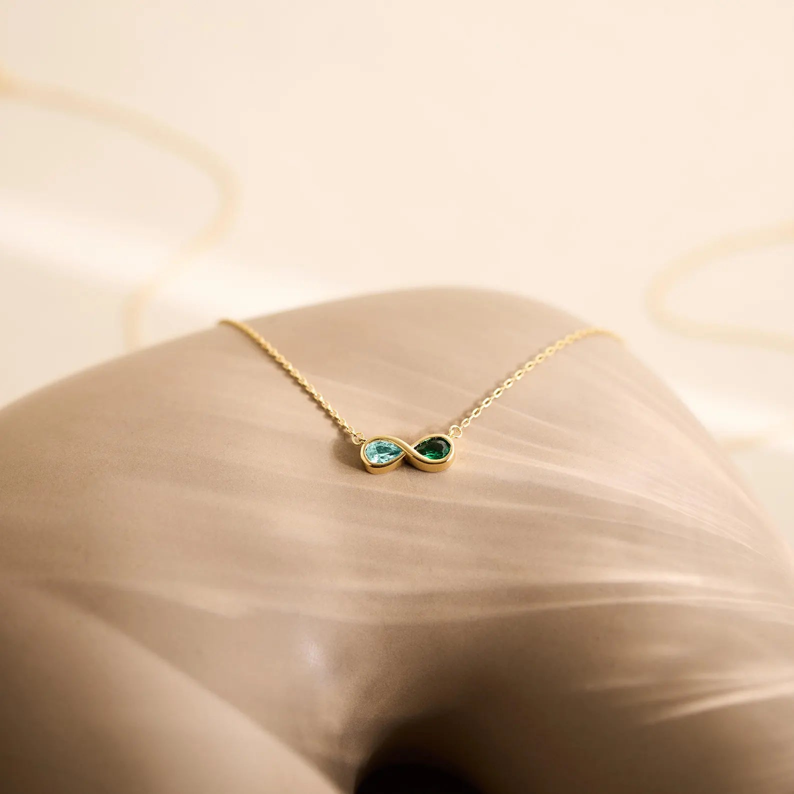 Collar Infinito – Piedras de Nacimiento